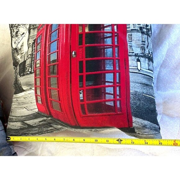 London England UK Britain Throw Pillow Red  Double decker Phone Booth  Set Of 2 - Picture 8 of 11